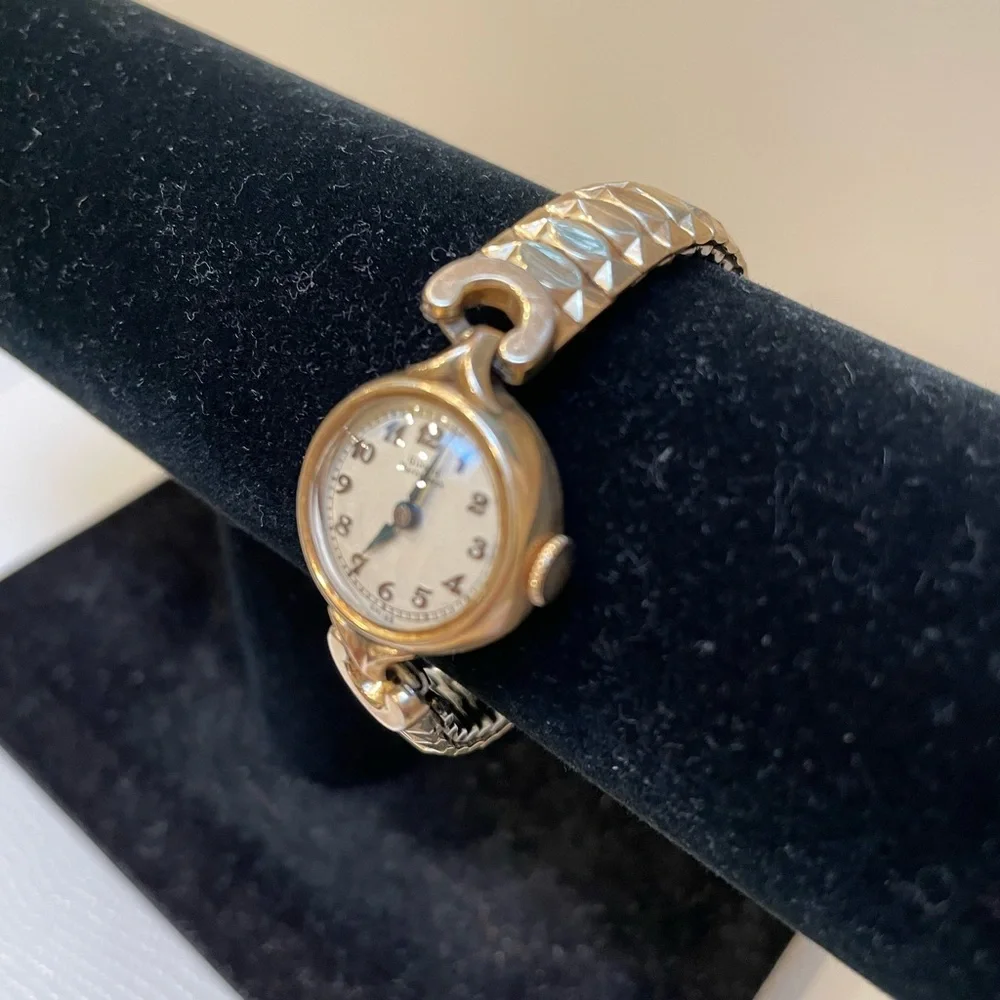 GIRARD PERREGAUX LADIES WATCH - Picture 3 of 7